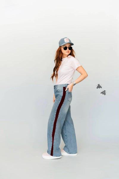 Out Of Line Jeans