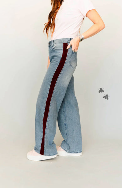 Out Of Line Jeans
