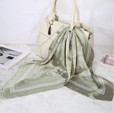 Silky Paisley Wildrag in Sage