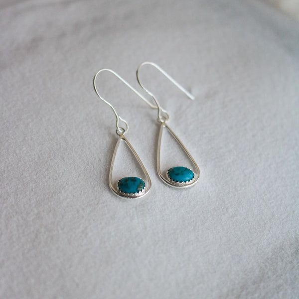 White Sands Drop Earrings