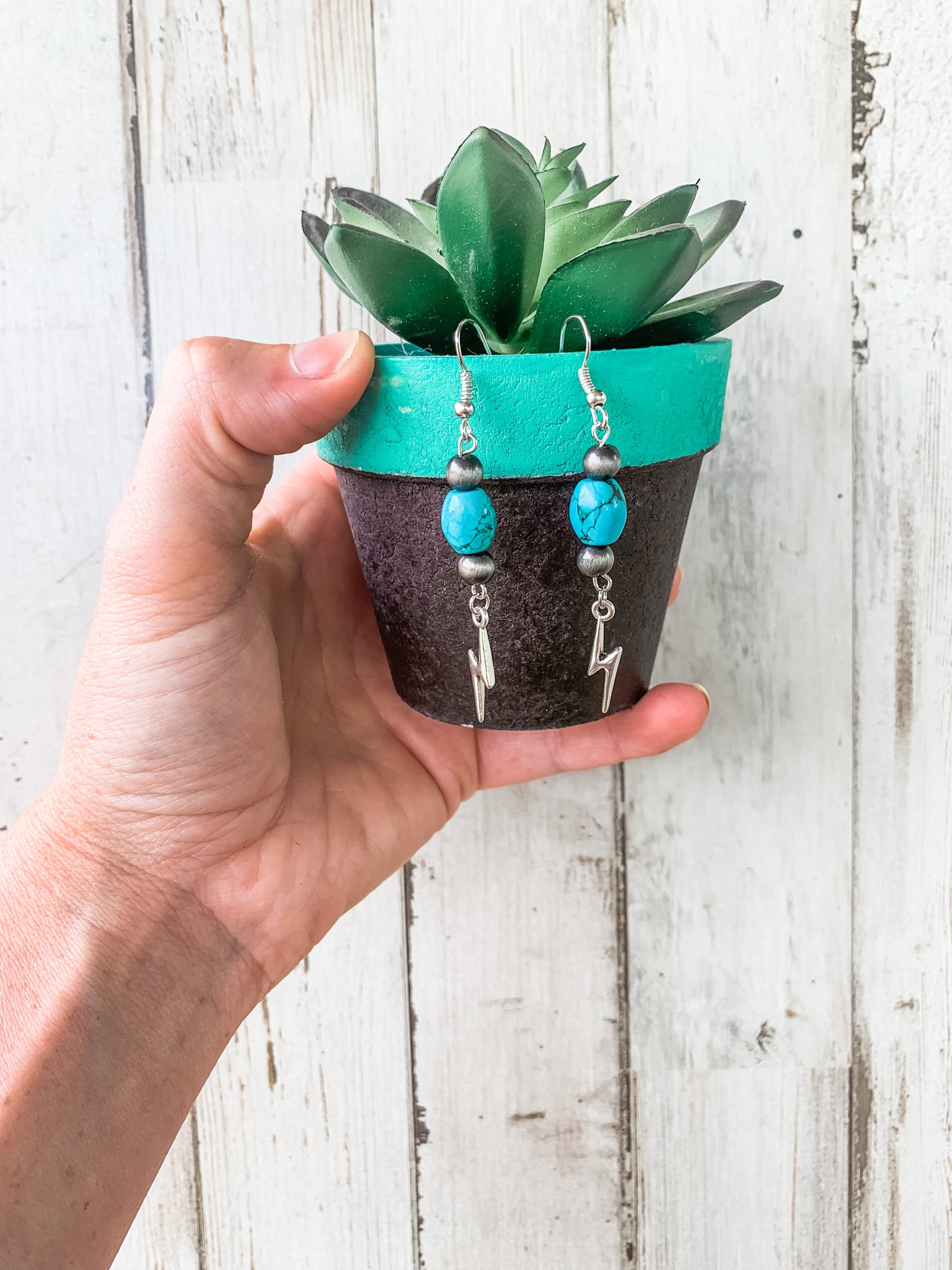 Turquoise Lightning